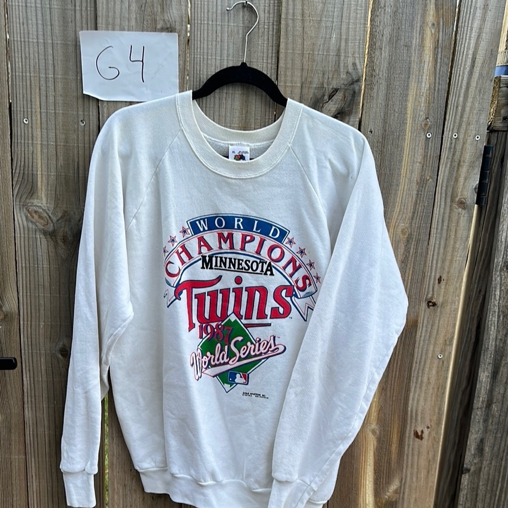 Vintage Minnesota Twins World Champions 1987 White Sweatshirt Size XL